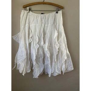 SOLD


Y2K White Cotton Ruffle Tiered Midi Skirt Women's Size L